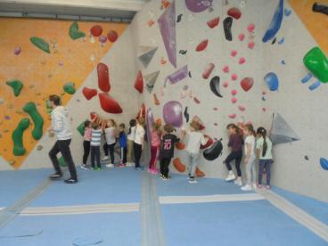Wir besuchen die Boulderhalle